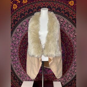 Sioni Studio Faux Fur Collar Tan Vest Open Front Women’s Size Small/Medium